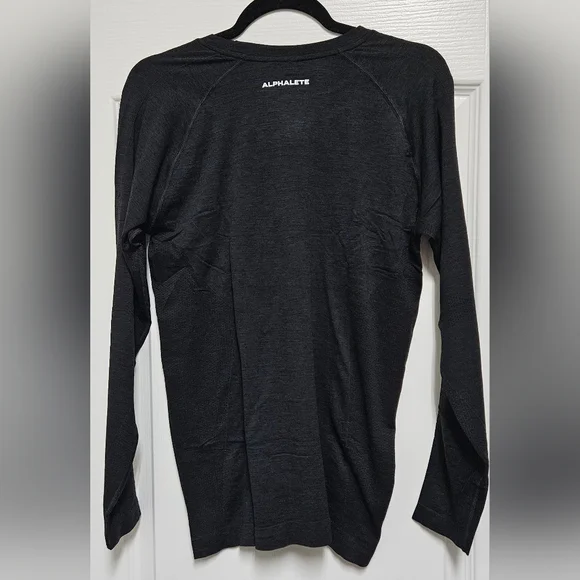 ALPHALETE Hero Seamless Long Sleeve Shirt Bundle. - Picture 3 of 7